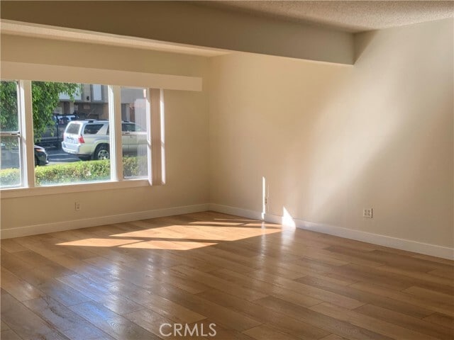 Building Photo - 434 E Verdugo Ave