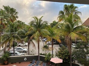 Building Photo - 3245 Virginia St