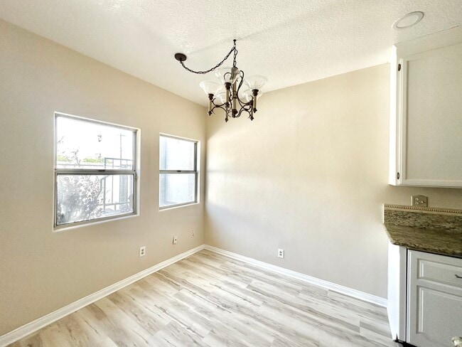 Building Photo - 15153 Burbank Blvd