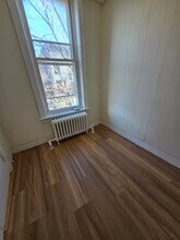 Building Photo - 2636 5th Ave