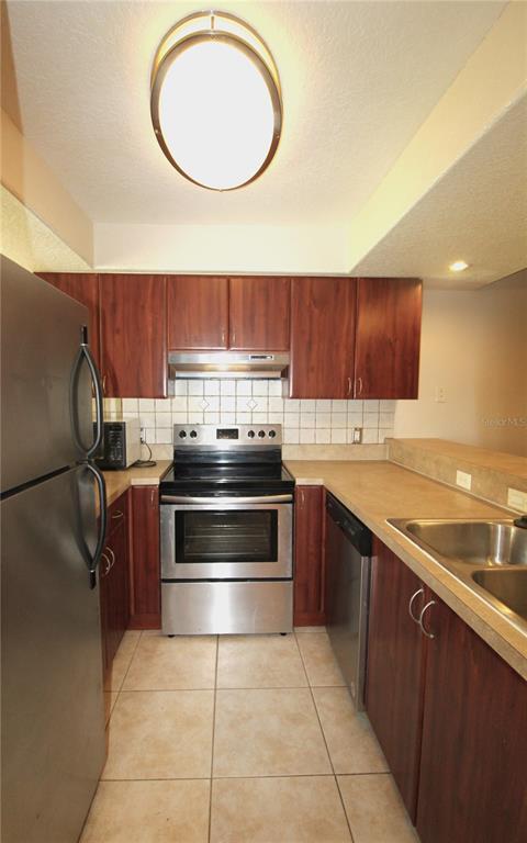 Foto del edificio - 4917 25th St W