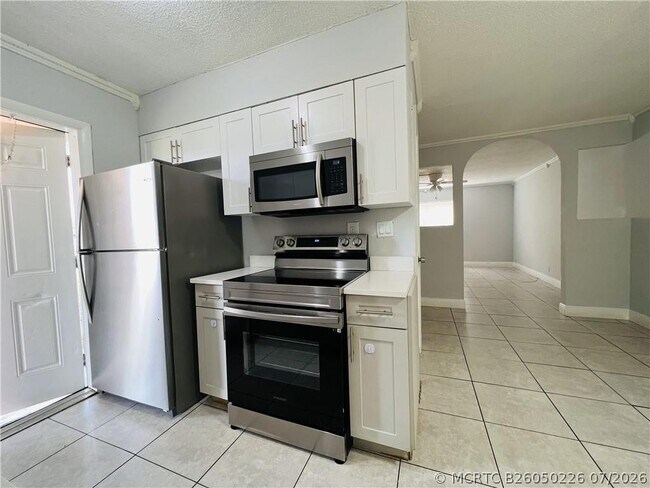 Foto del edificio - 1001 SW 74th Ave