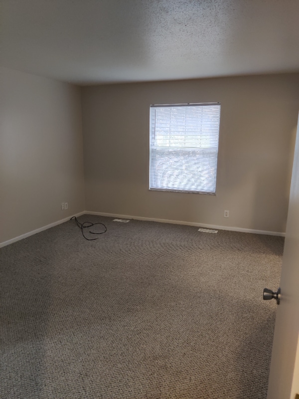 Foto del edificio - 5509 Glenridge Dr