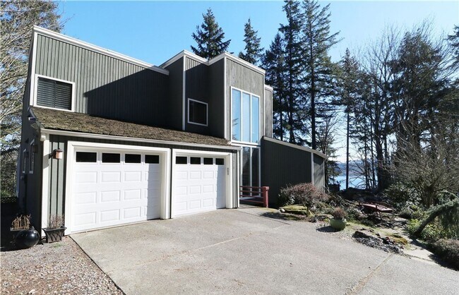 Foto del edificio - Beautiful 4 Beds and 2.5 Baths house with ...