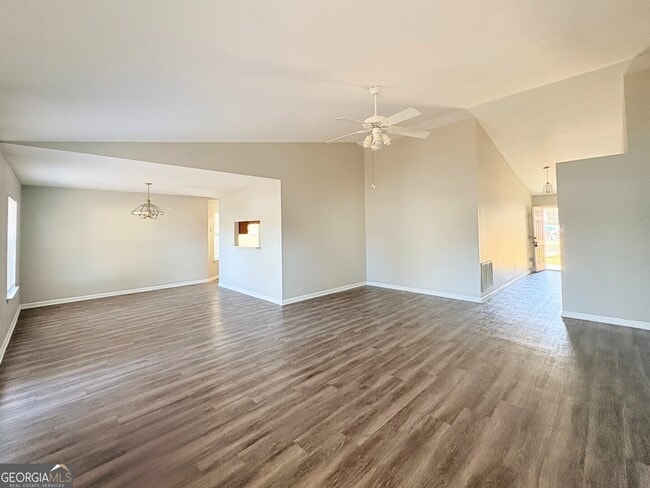 Building Photo - 102 Natures Bounty Trail