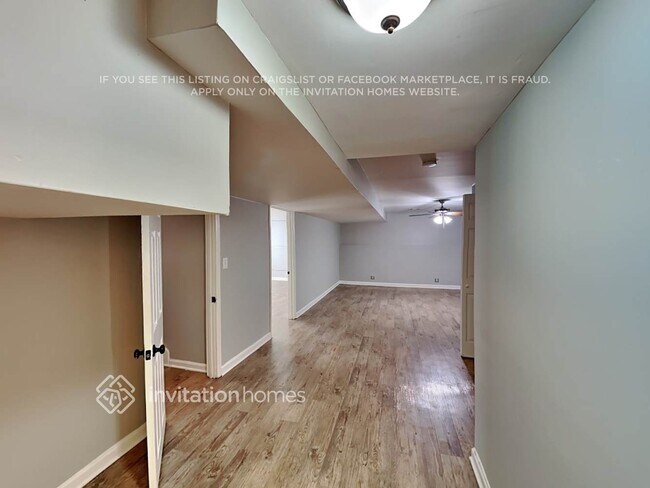 Foto del edificio - 450 Way Bridge Ct NE
