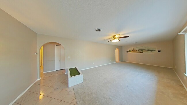 Building Photo - 812 NW 50th St