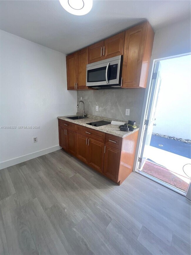 Foto del edificio - 1615 SW 137th Pl