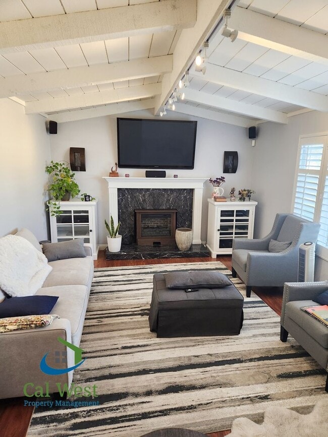 Building Photo - $4095 - **COMING SOON** - Light & Bright 3 Bd/2 Ba Single Family Blossom Valley Home w/ Pool & Solar