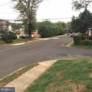 Primary Photo - 1772 Ferndale Ave