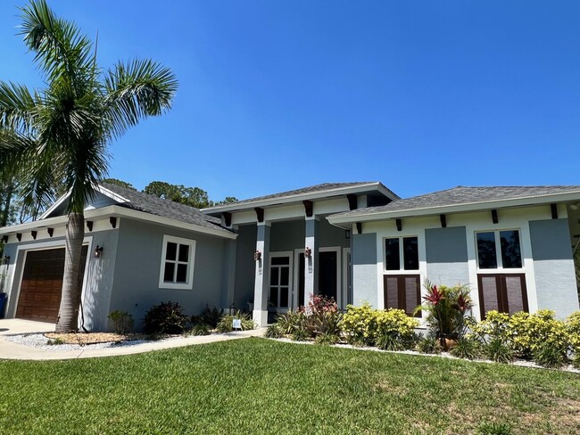 Building Photo - 10394 Trailwood Cir