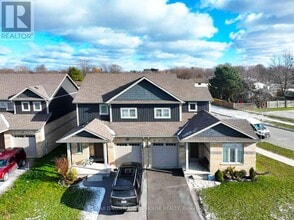 Building Photo - 11 Manhattan Ct.