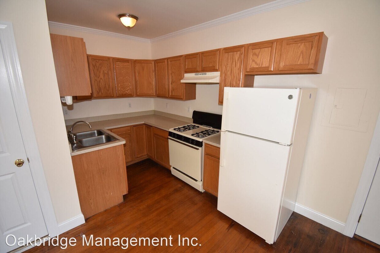 Foto principal - 467 Howe Ave