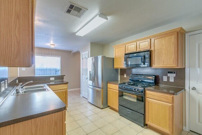 Building Photo - 12014 Bunny Ln