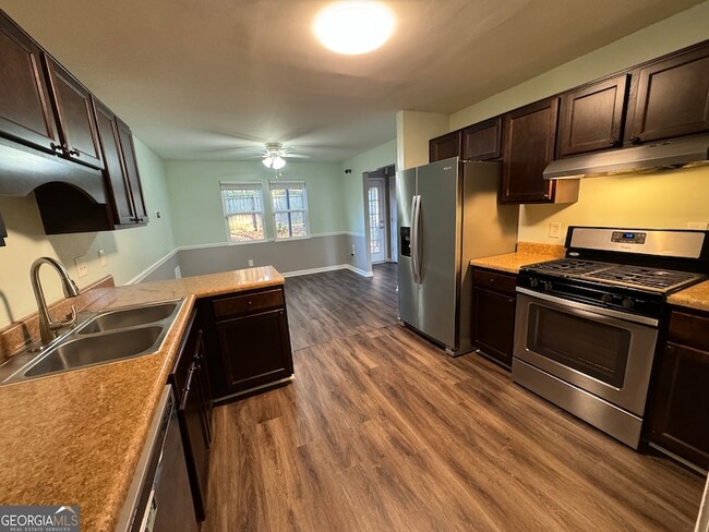 Photo - 5883 Brookside Dr SE House