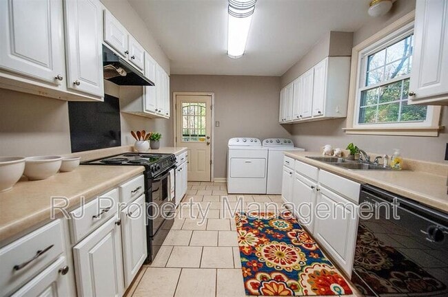 Photo - 41 S Fenwick Rd House