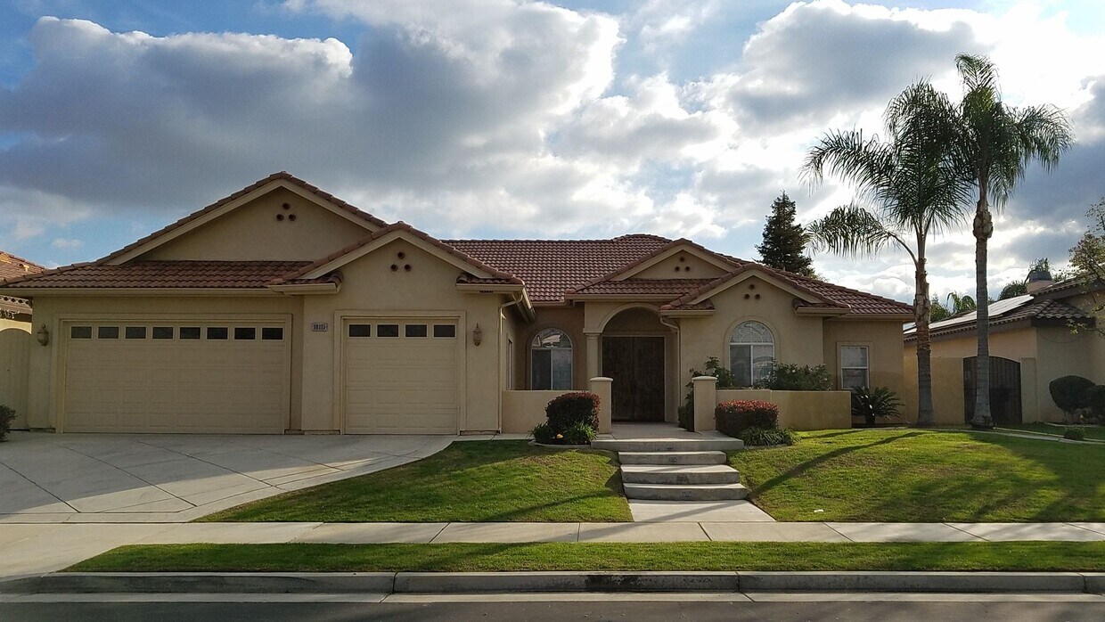 Foto principal - 10111 Barnes Dr