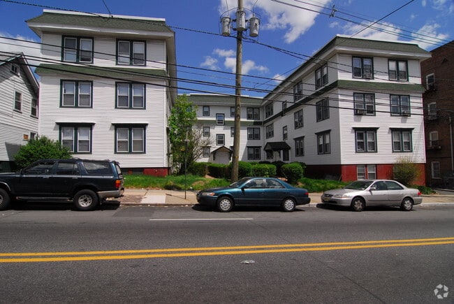 Building Photo - 1309-1315 Clinton Avenue