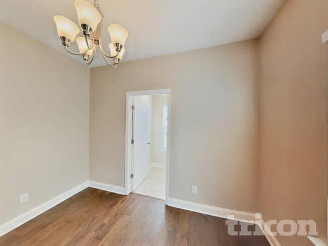 Building Photo - 311 Cloverbrook Way