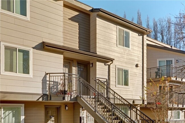 Building Photo - 15821 NE Leary Way