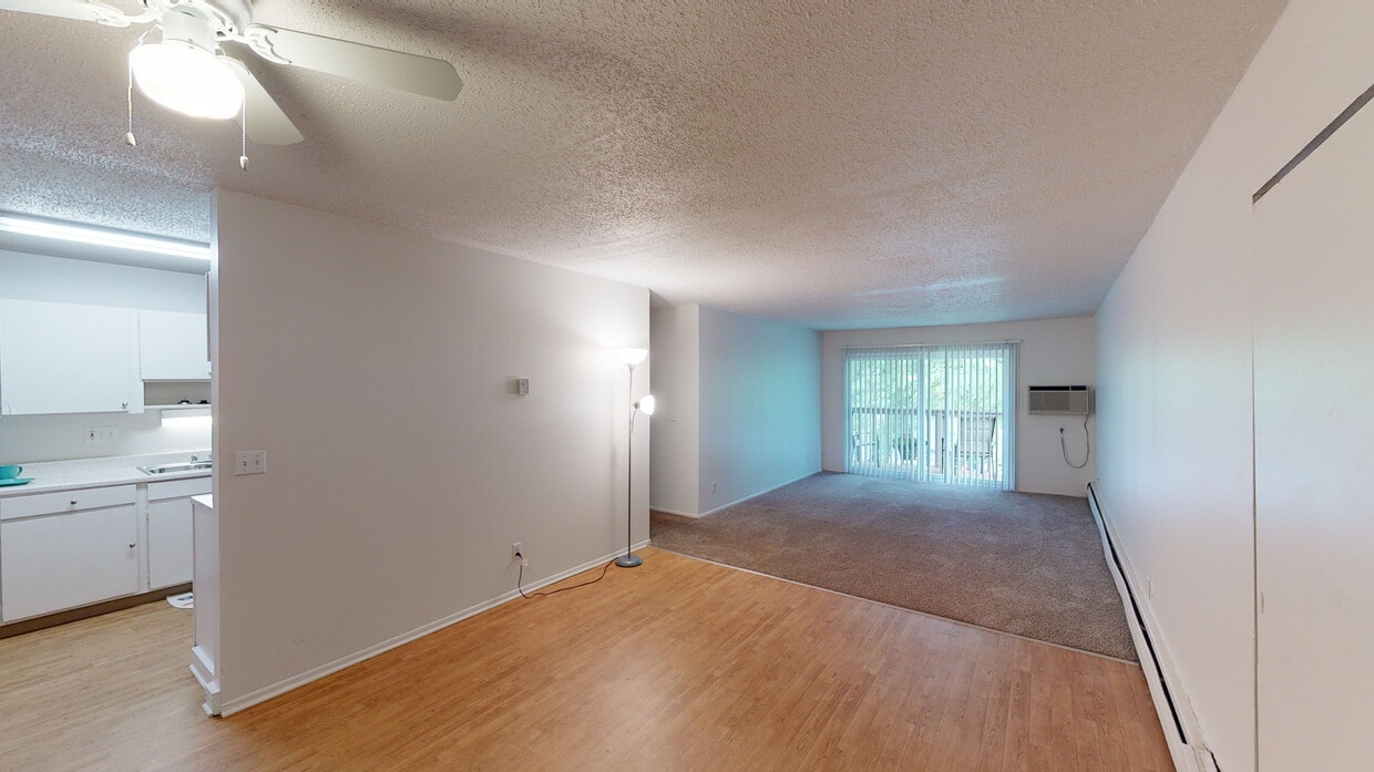 Photo - Cedar Creek Apartments