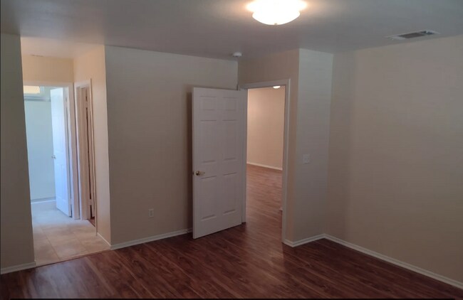 Foto del edificio - 11541 Park Ln