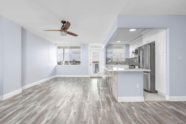 Building Photo - 108 Paradise Harbour Blvd