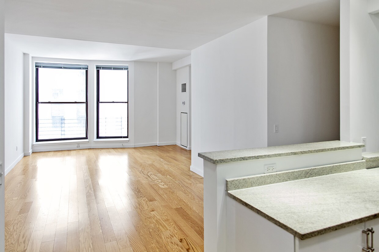 Primary Photo - 50 Park Pl