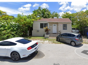Building Photo - 630 NE 83rd Ter