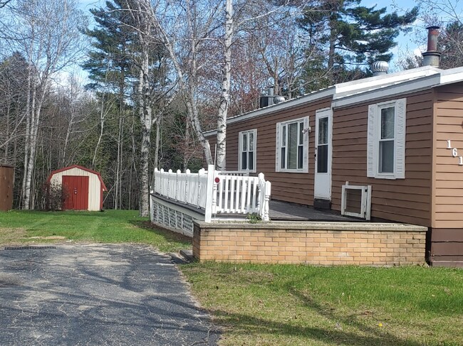 Building Photo - 161 Cedar St
