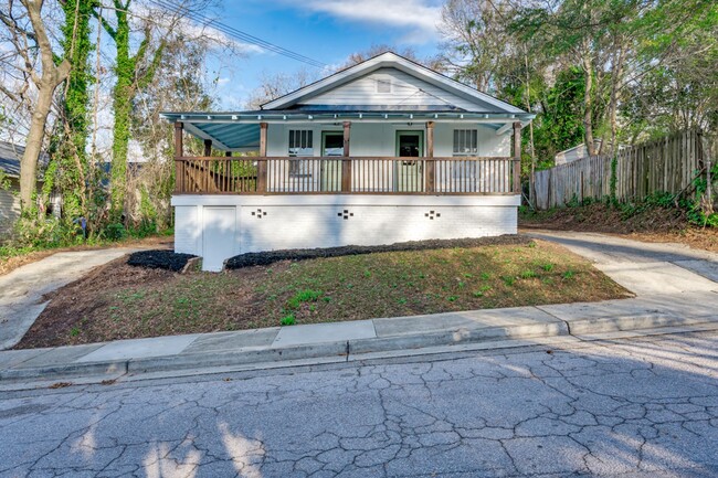 Building Photo - Cozy Home in Columbia's Downtown Core - Un...