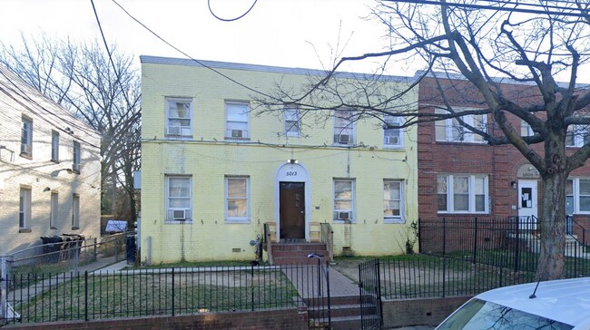 Foto del edificio - 5013 1st St NW