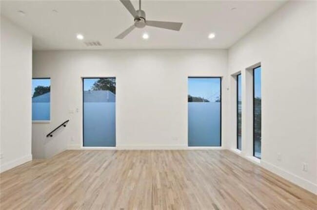 Building Photo - 4515 Cabell Dr