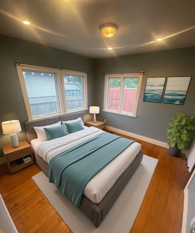 Foto del edificio - Charming 2-Bedroom Home in the Heart of Berkeley!