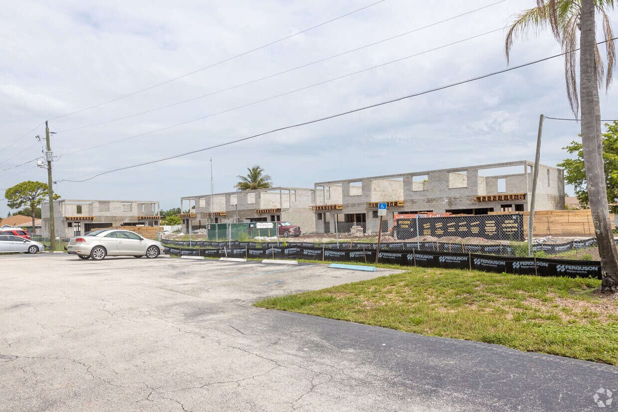 Foto del edificio - 1810 NE Savannah Rd