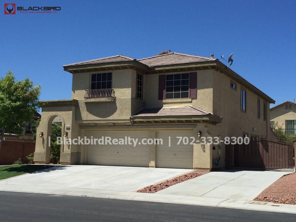 Primary Photo - RV Parking - 4 bedroom 3 bath Large Two Story