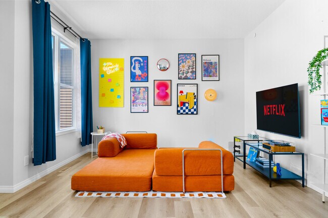 Photo du bâtiment - 153 Lucas Way NW