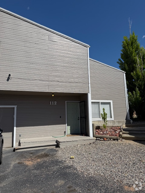 Building Photo - 112 Anna Ct