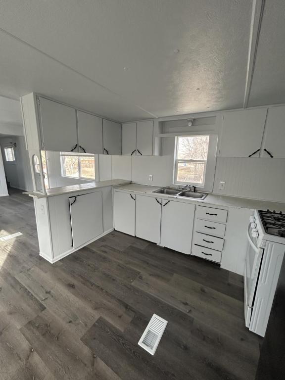 Foto del edificio - 1101 1/2 W 4TH ST