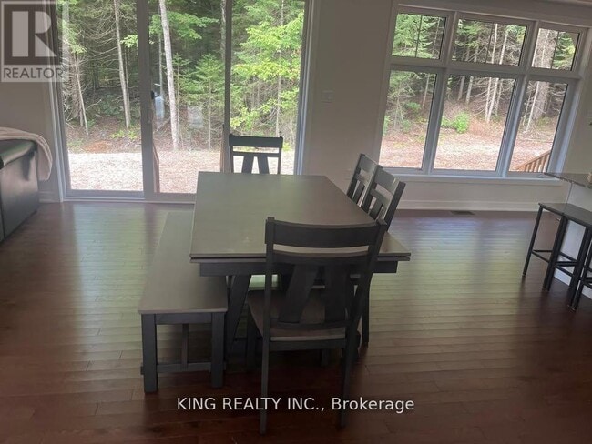 Building Photo - 1011 Kingsridge Ct