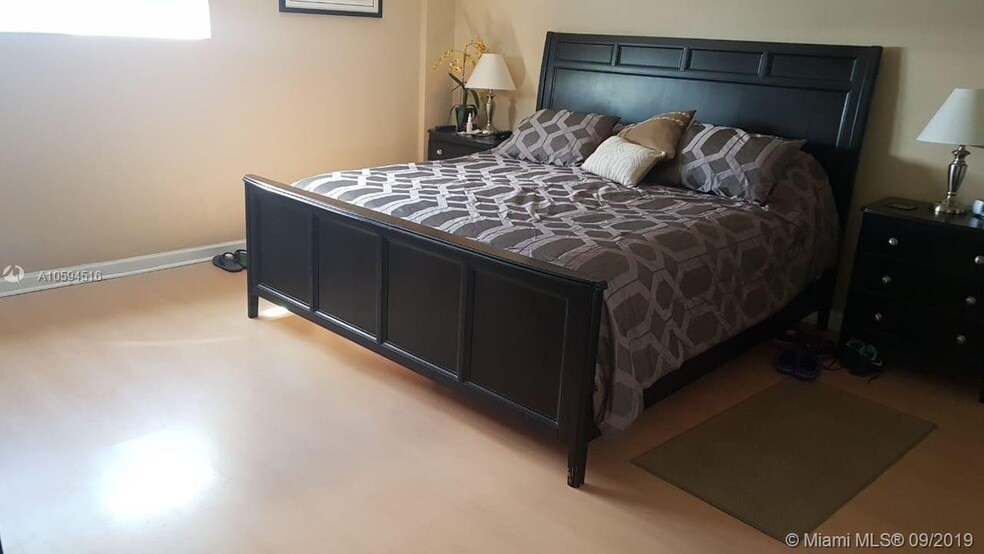 Photo - 3901 S Ocean Drive Unit 8L