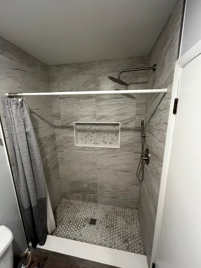 Foto del edificio - 4802 Easy St
