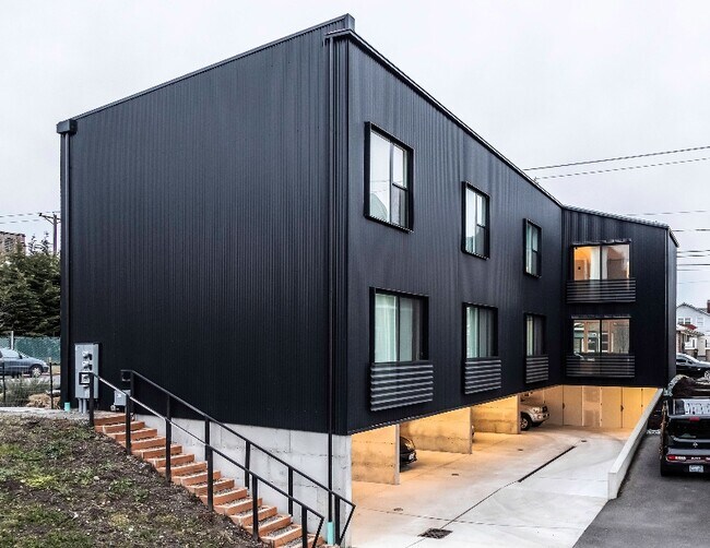 Building Photo - 1522 6th Ave