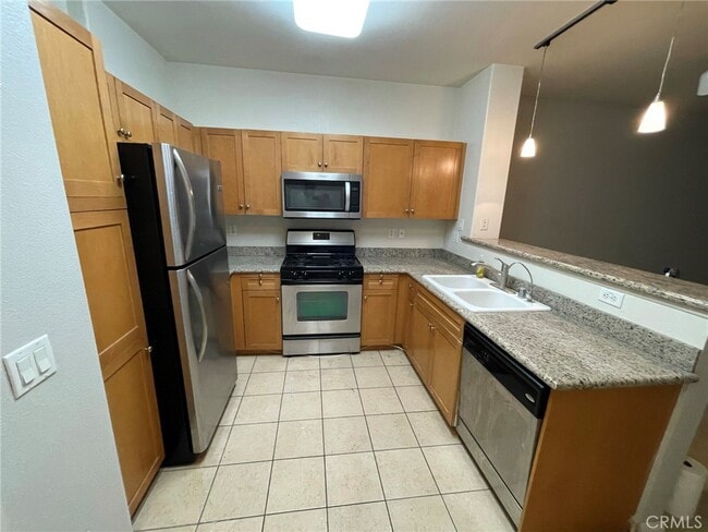 Building Photo - 100 S Alameda St