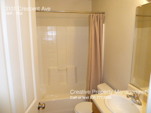 Building Photo - 3101 Crescent Ave