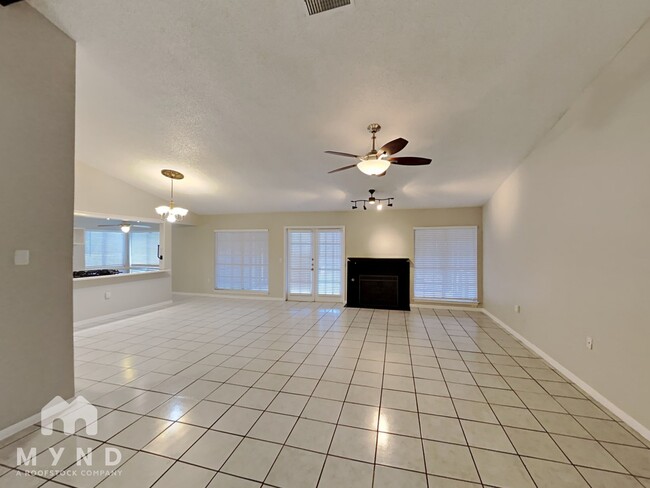 Building Photo - 9150 Park Trail