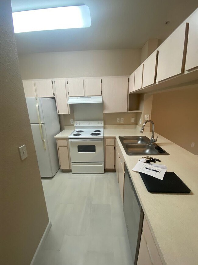 Foto del edificio - 13204 Sanctuary Cove Dr