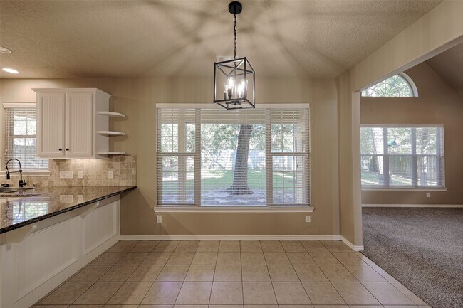 Foto del edificio - 14918 Pollux Dr