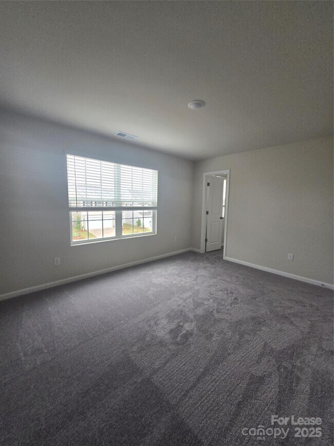Building Photo - 13123 Hampton Bay Ln