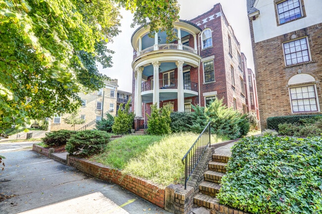 Building Photo - 301 S Arthur Ashe Blvd